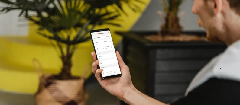 Start managing all your daily operations with the HotelRunner Mobile Application!